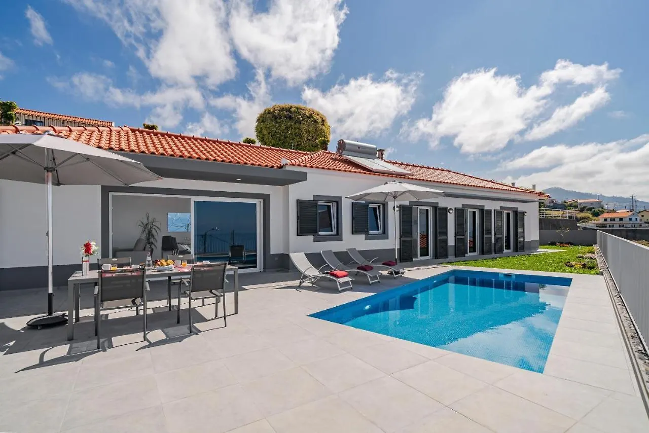 Villa Canavial Calheta